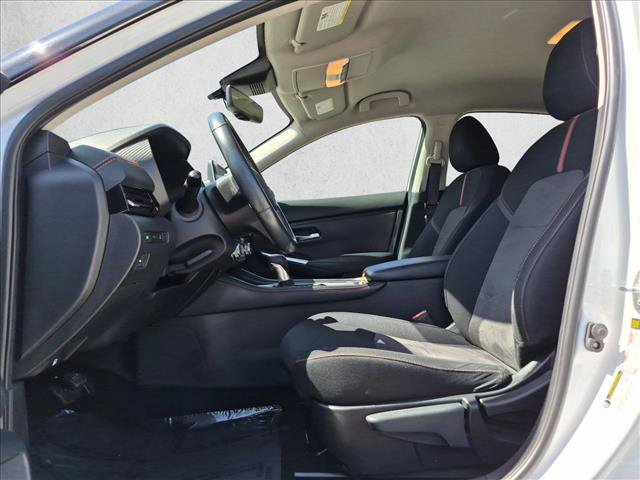 Used 2022 Nissan Sentra SR w/ Lighting Package FWD image 15