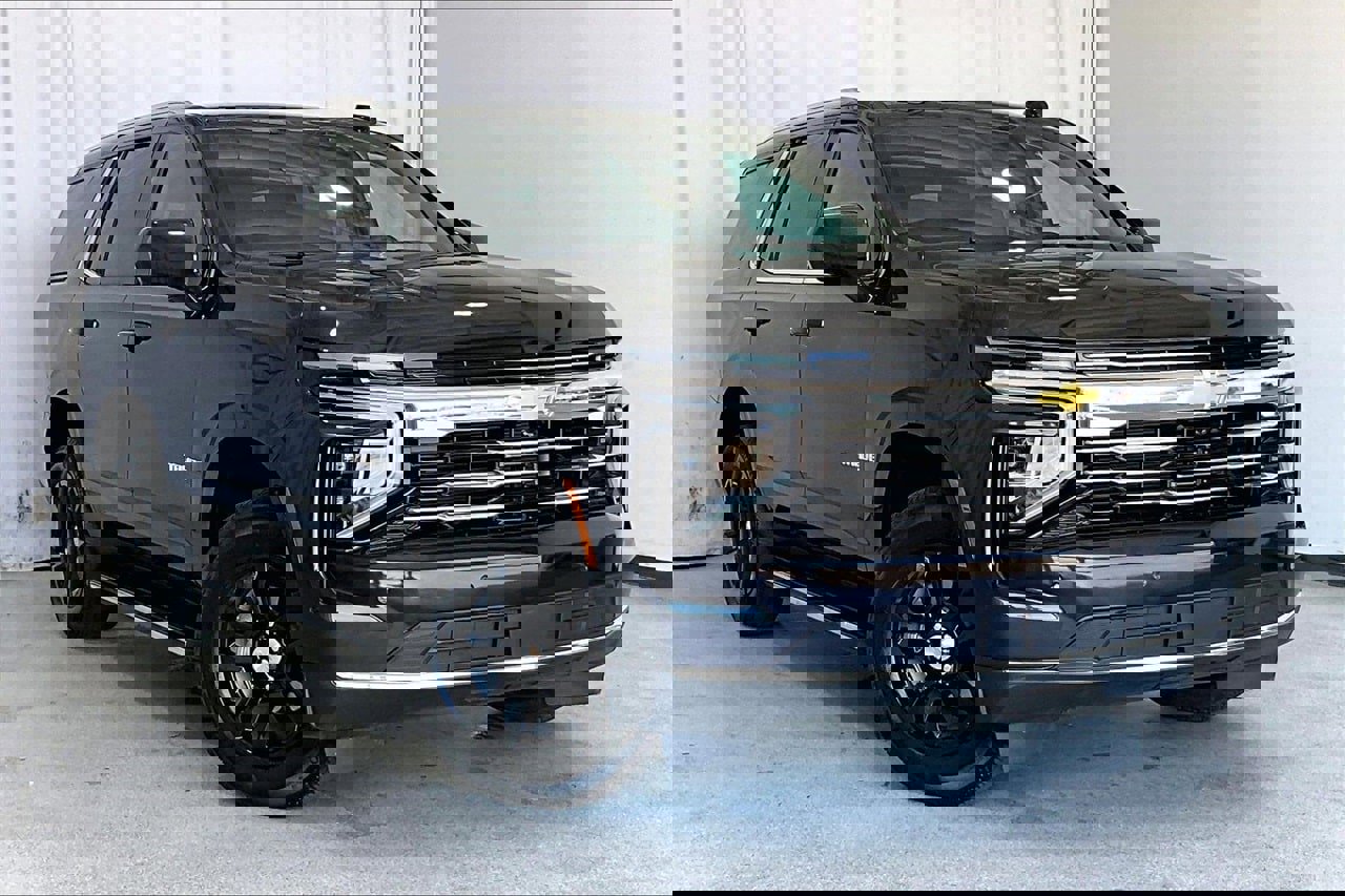 Used 2025 Chevrolet Tahoe LT image 34
