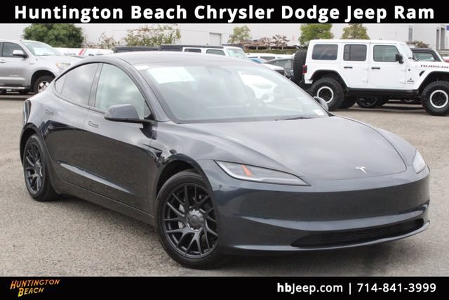 Used 2024 Tesla Model 3 Standard Range RWD video 1