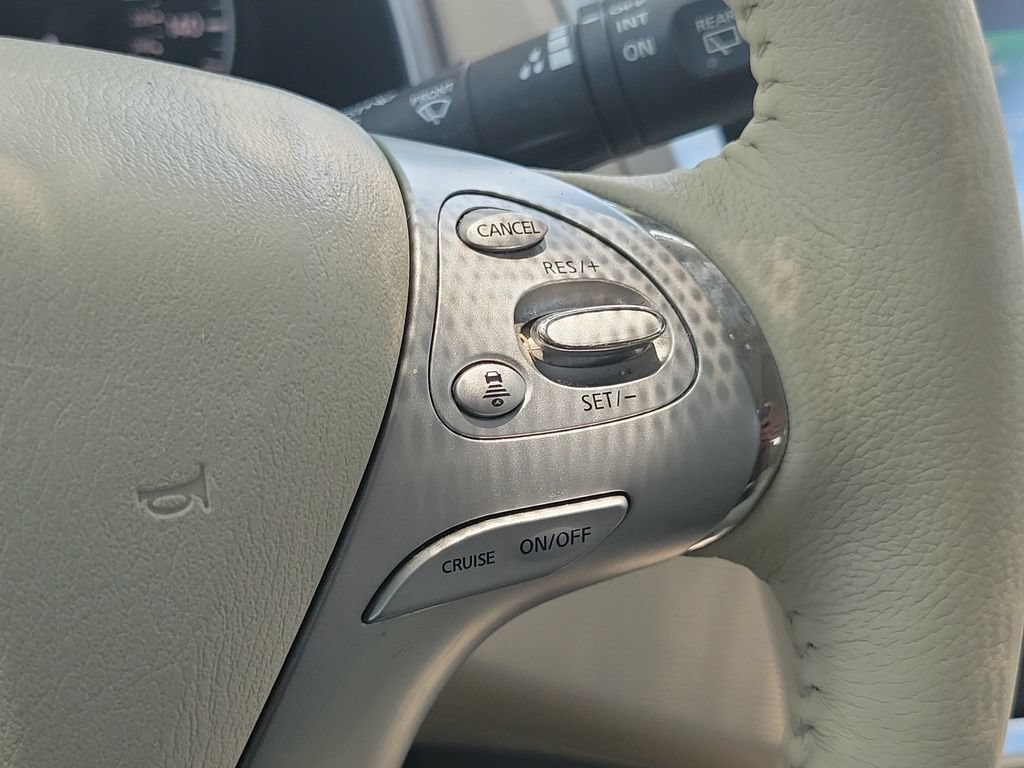 Used 2017 Nissan Murano Platinum w/ Platinum Technology Package FWD image 33