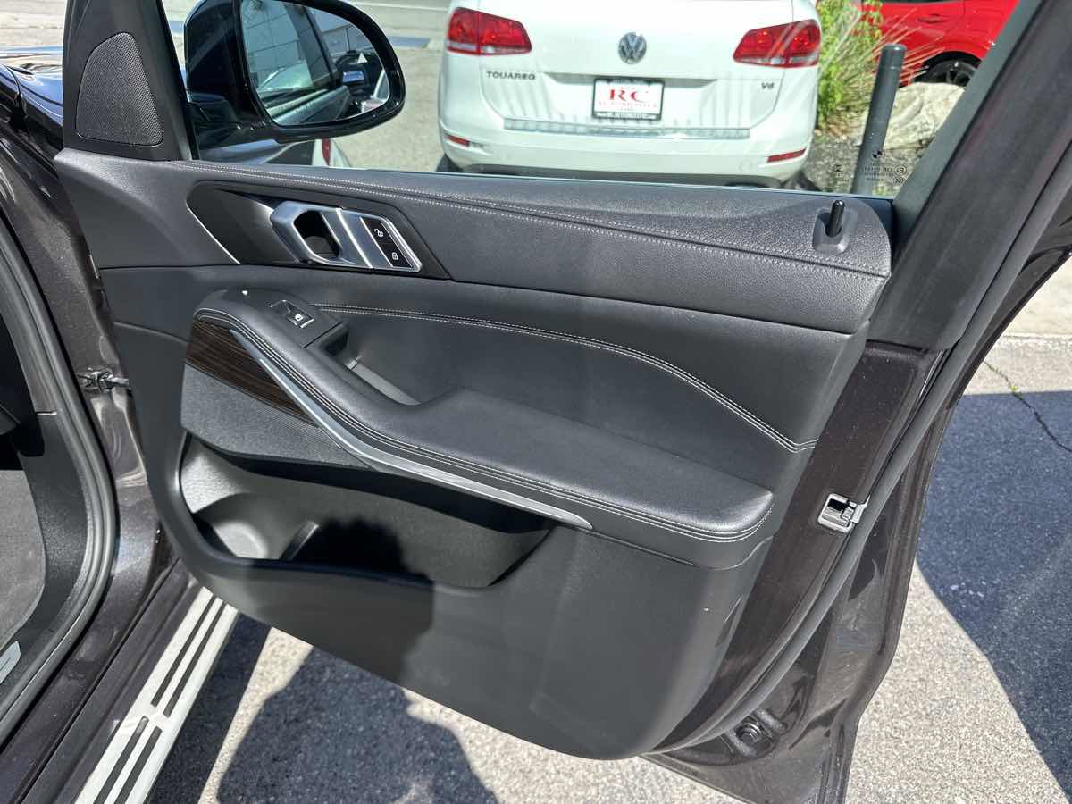 Used 2023 BMW X5 xDrive40i w/ Premium Package image 23