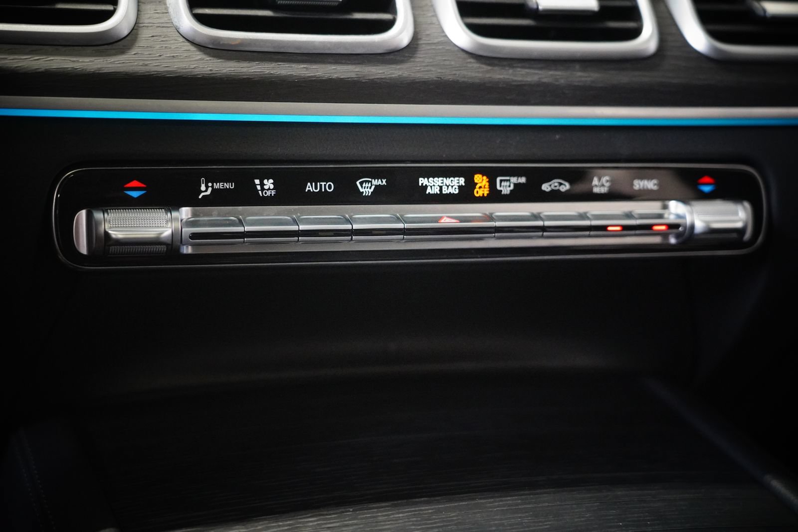 Certified 2022 Mercedes-Benz GLE 350 4MATIC image 25