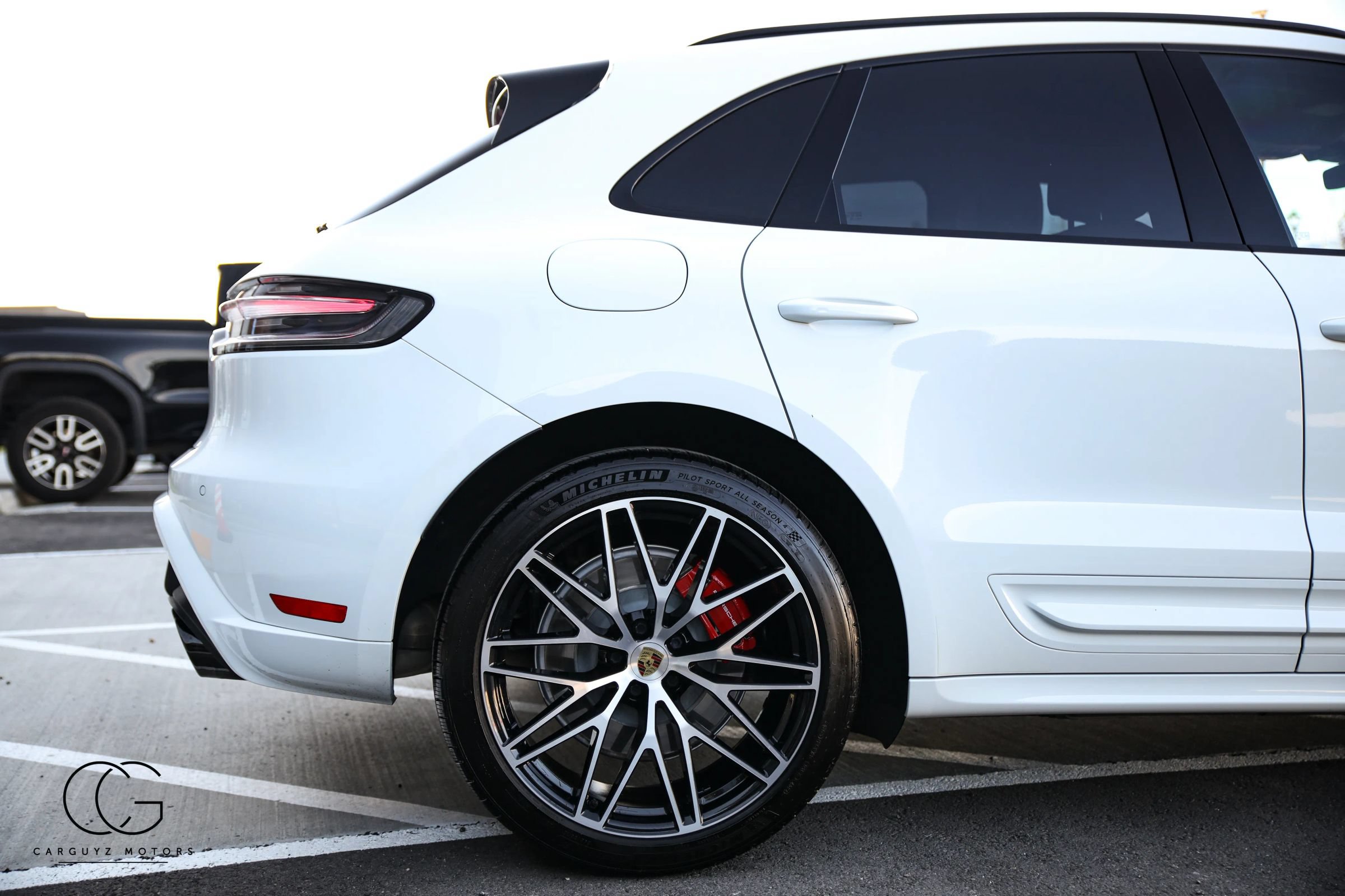 Used 2023 Porsche Macan GTS w/ Premium Package Plus AWD/4WD image 13