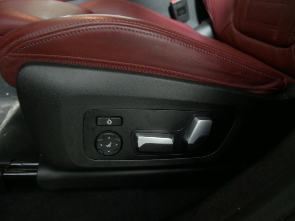 Used 2023 BMW X4 M40i AWD/4WD image 20