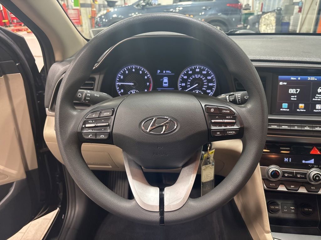 Used 2020 Hyundai Elantra SEL image 20