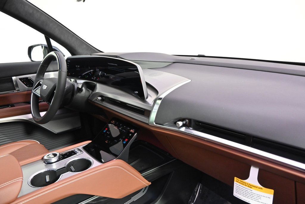 New 2026 Cadillac Vistiq Platinum image 14