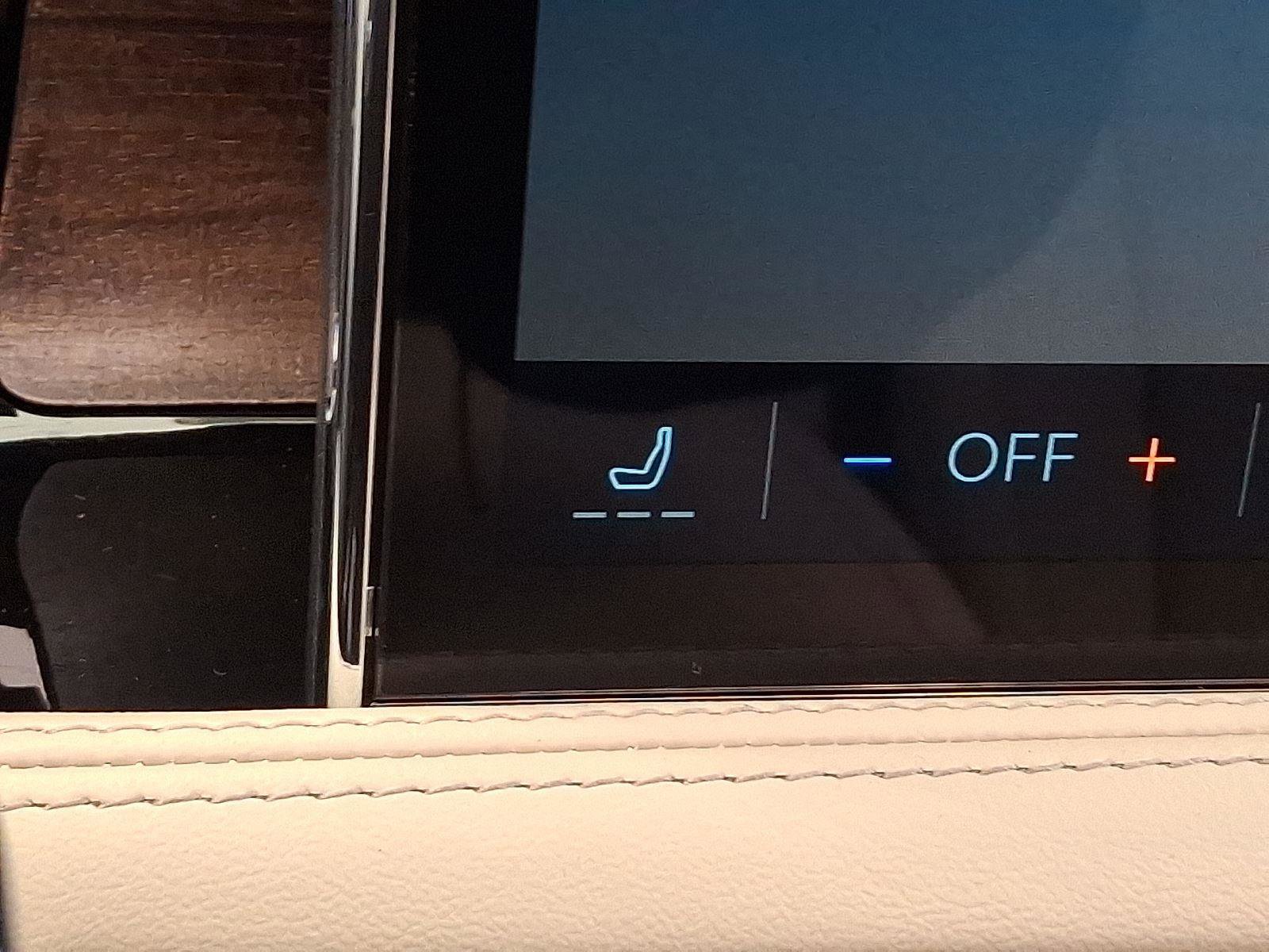 New 2026 Lincoln Corsair Reserve w/ Jet Appearance Package image 15