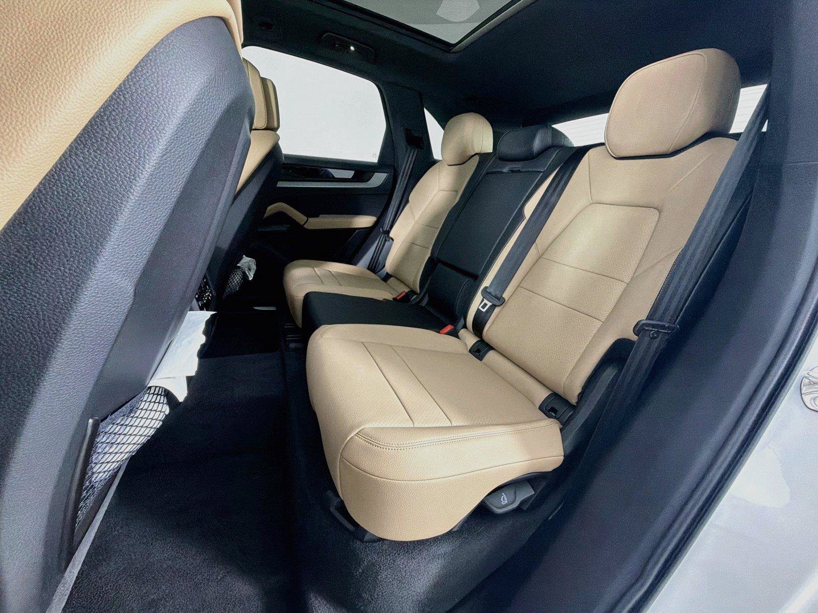 New 2026 Porsche Cayenne AWD/4WD image 22