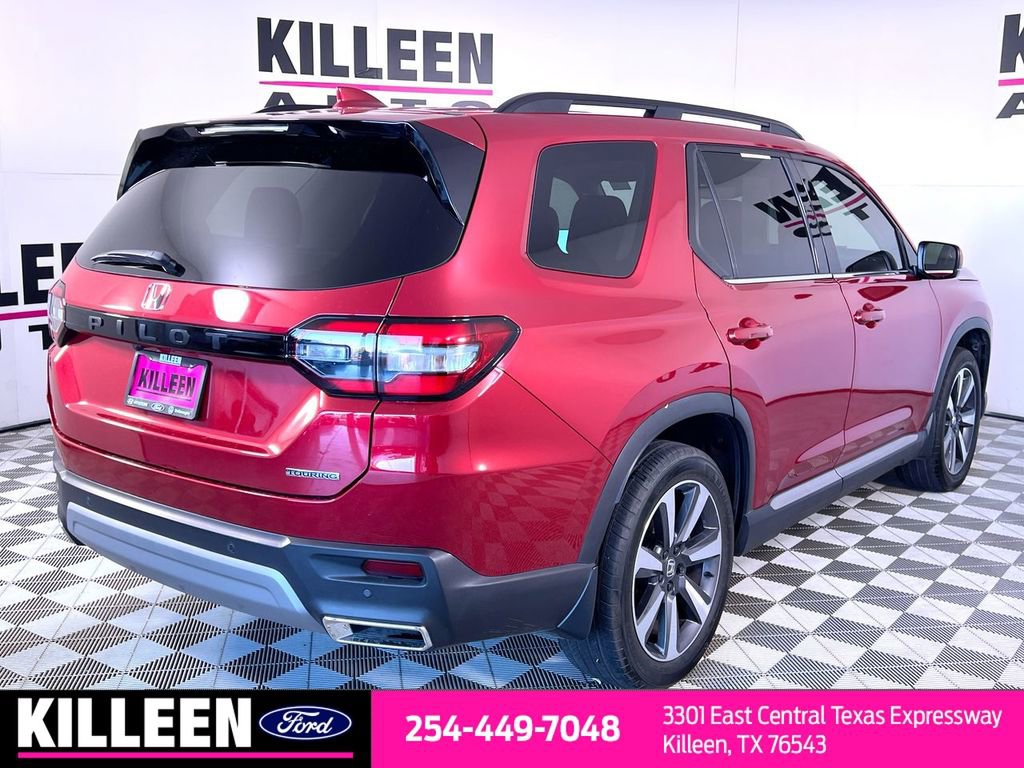 Used 2024 Honda Pilot Touring image 8