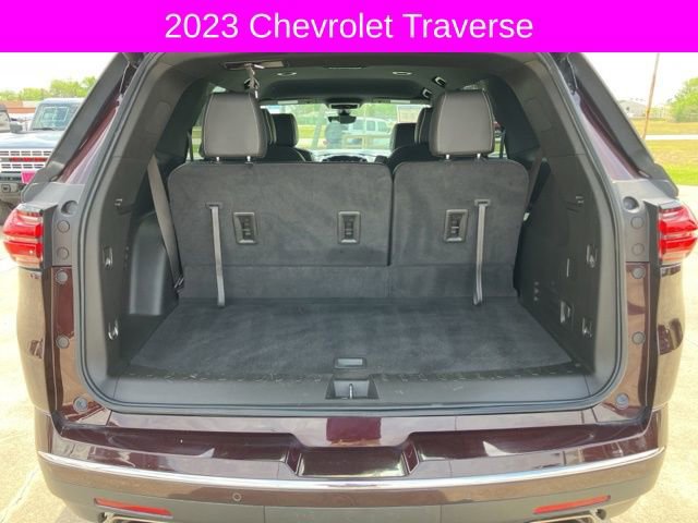 Used 2023 Chevrolet Traverse Premier image 17
