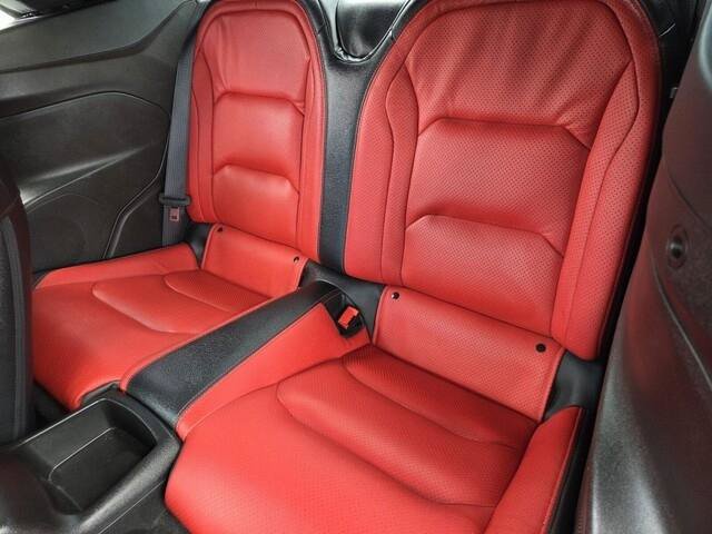 Used 2020 Chevrolet Camaro LT RWD image 13