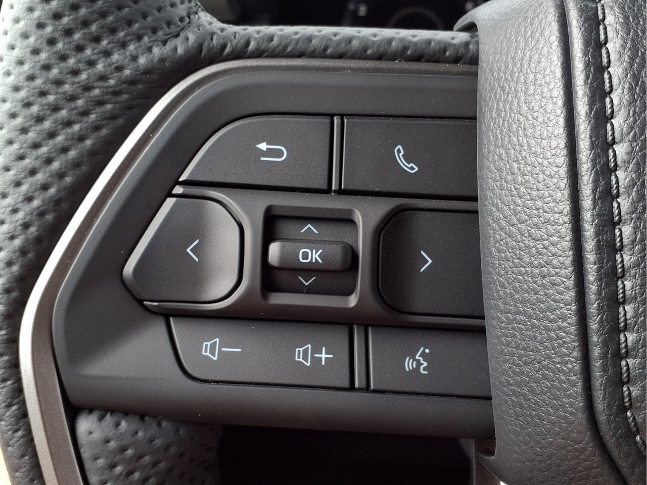 New 2026 Toyota Tacoma Limited AWD/4WD image 22