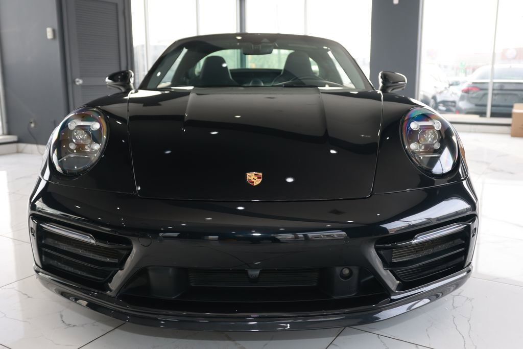 Used 2021 Porsche 911 Targa 4S image 2