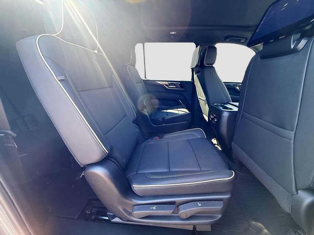 New 2026 GMC Yukon XL Elevation w/ Elevation Premium Package AWD/4WD image 31