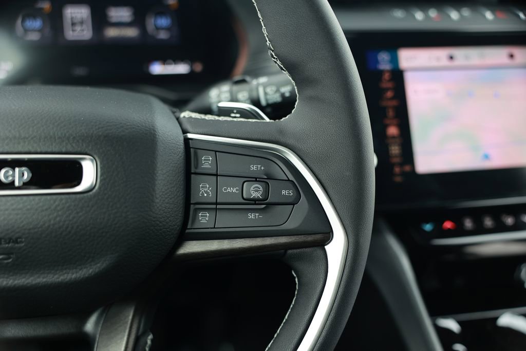 New 2026 Jeep Grand Cherokee Limited w/ MOPAR Finishing Package image 18