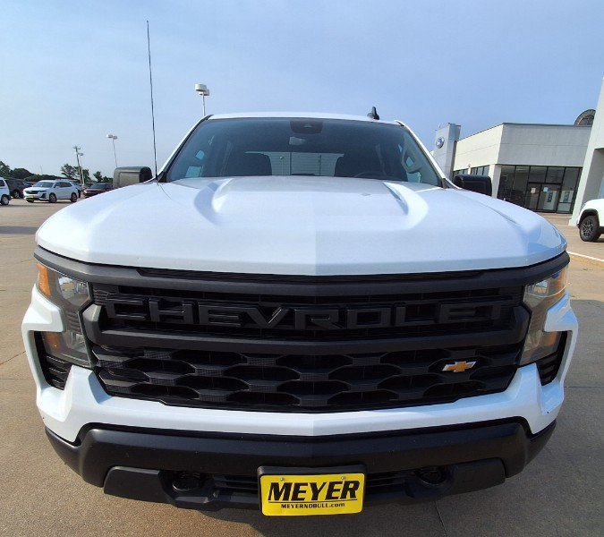 Used 2023 Chevrolet Silverado 1500 W/T w/ Trailering Package AWD/4WD image 3