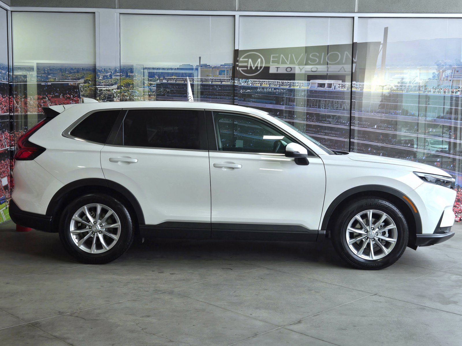 Used 2025 Honda CR-V EX-L image 4