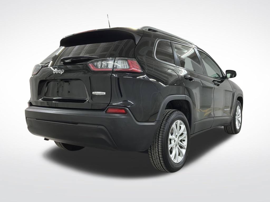 Used 2021 Jeep Cherokee Latitude FWD image 3