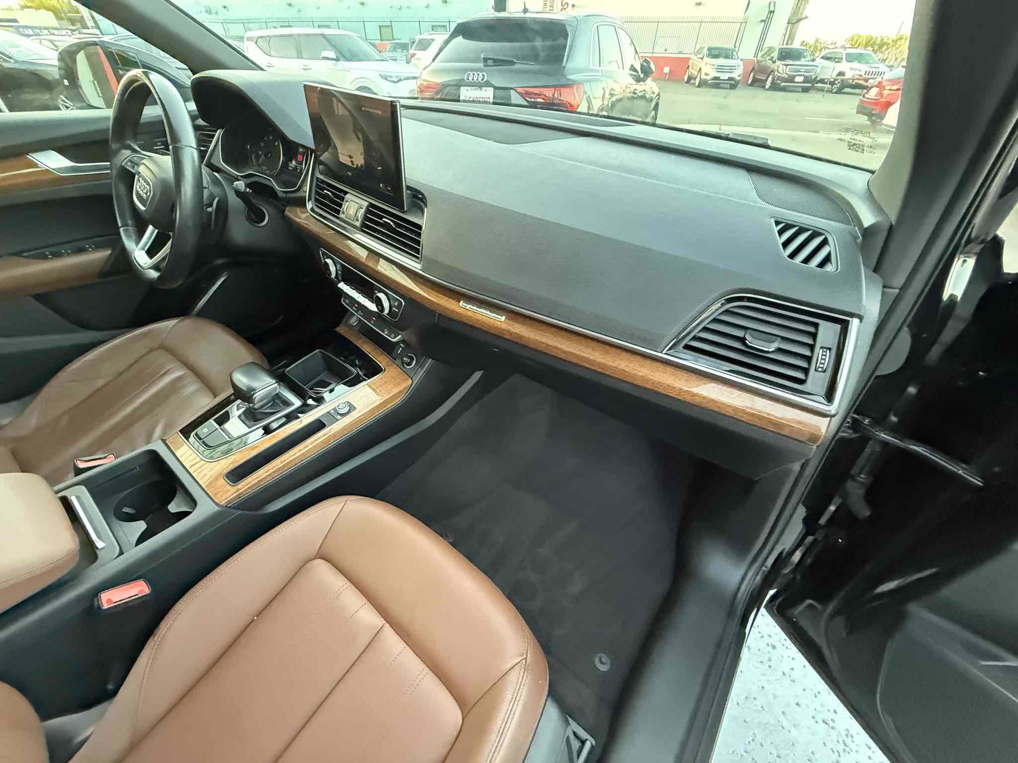 Used 2022 Audi Q5 2.0T Premium w/ Convenience Package image 52