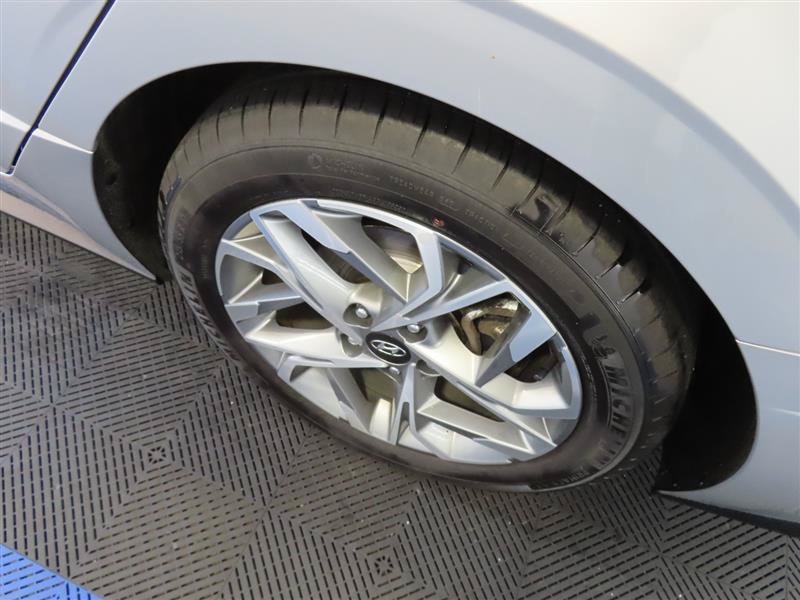 Used 2023 Hyundai Sonata SEL w/ Convenience Package FWD image 7