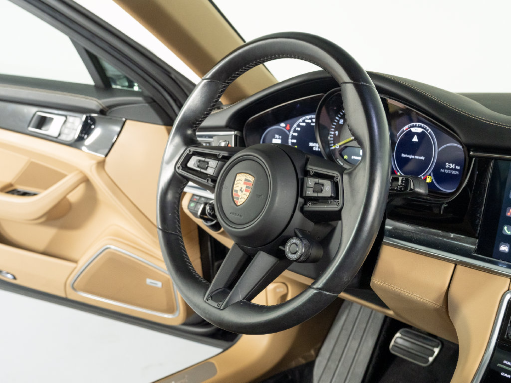 Certified 2023 Porsche Panamera 4S AWD/4WD image 35