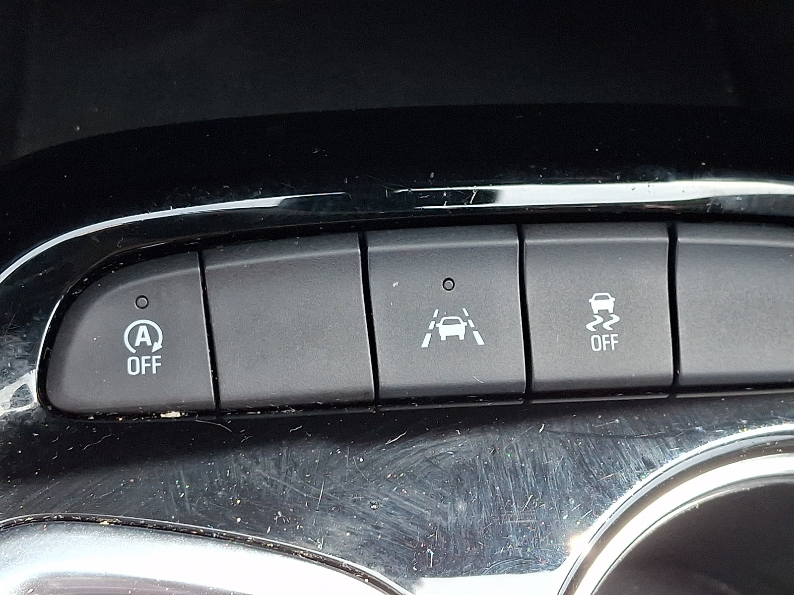 Used 2023 Buick Encore GX Select w/ Safety Package II FWD image 25
