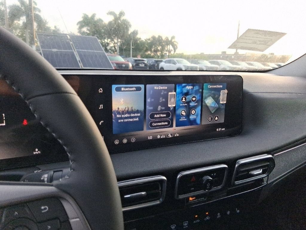 New 2026 Nissan Sentra SV w/ SV Convenience Package FWD image 9