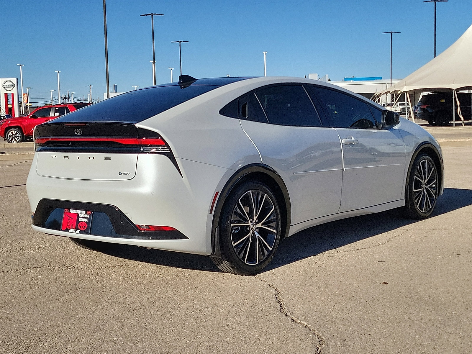 New 2026 Toyota Prius XLE FWD image 4