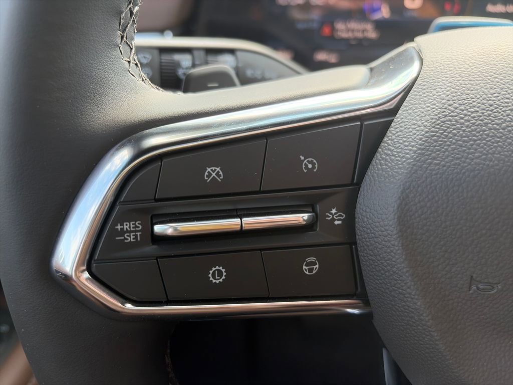 New 2026 Chevrolet Suburban High Country AWD/4WD image 16