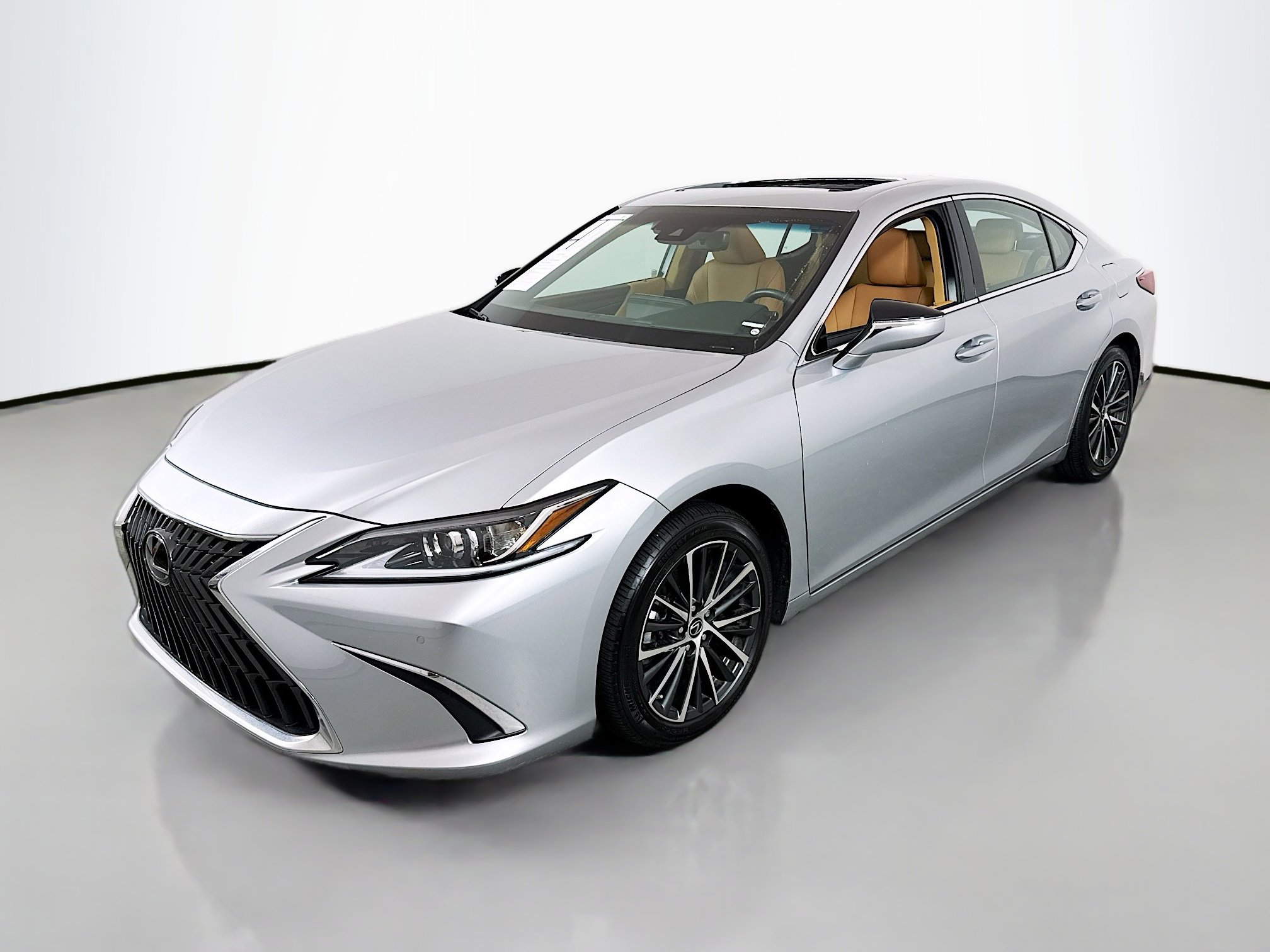 Certified 2023 Lexus ES 350 w/ Premium Package image 3