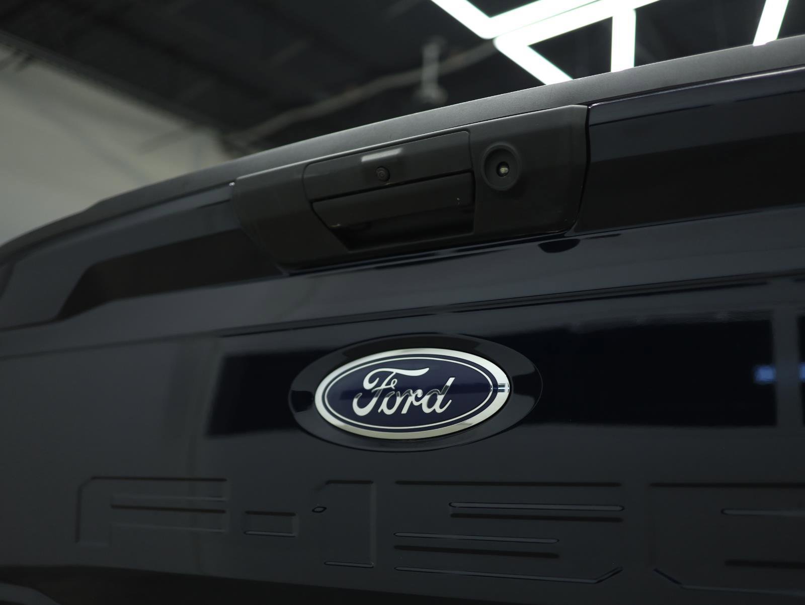 Used 2022 Ford F150 XLT w/ Trailer Tow Package image 7