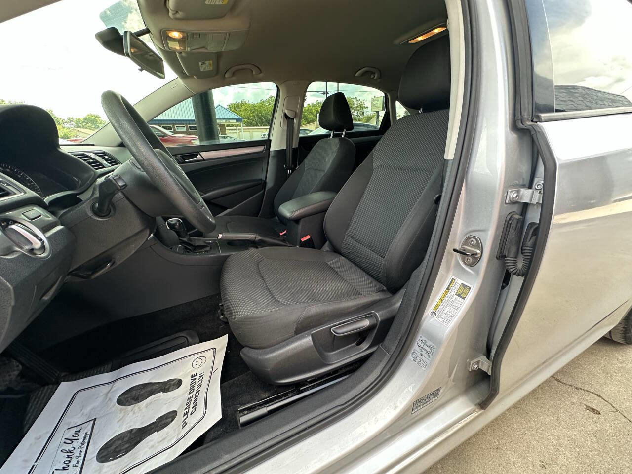 Used 2012 Volkswagen Passat 2.5 S FWD image 10