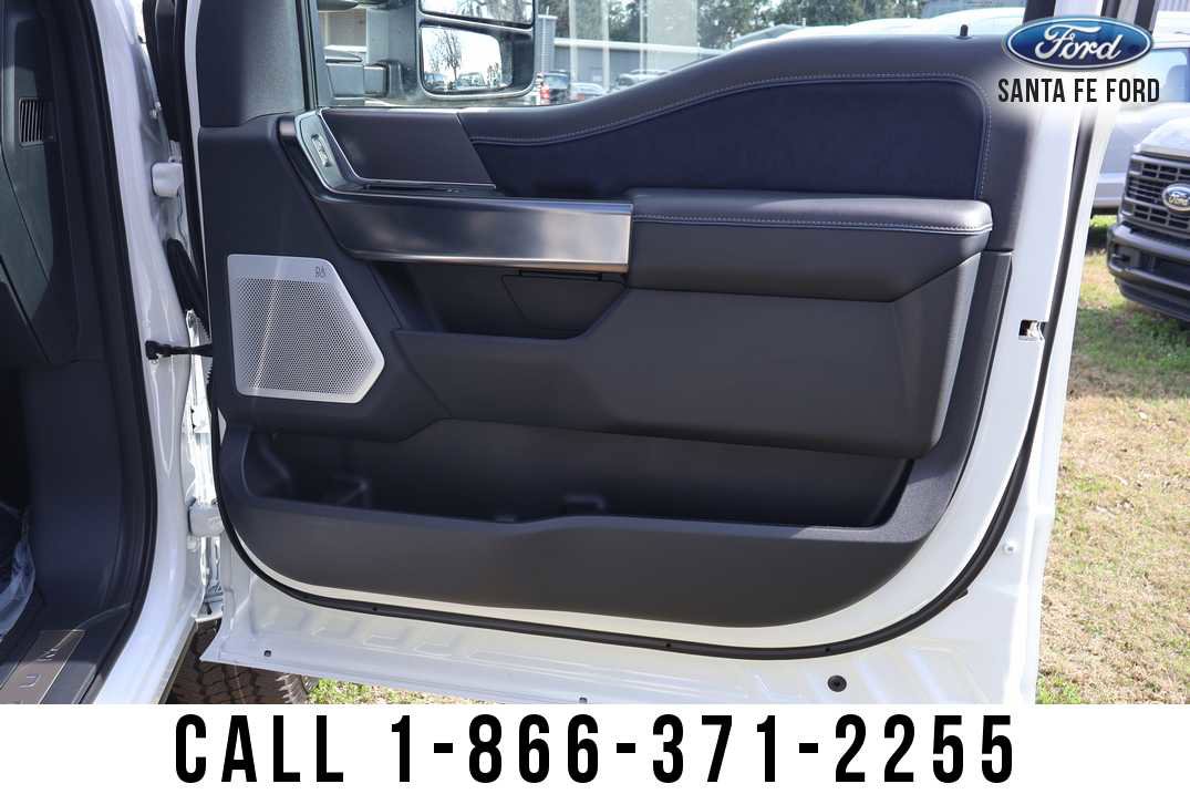 New 2026 Ford F250 Platinum image 36