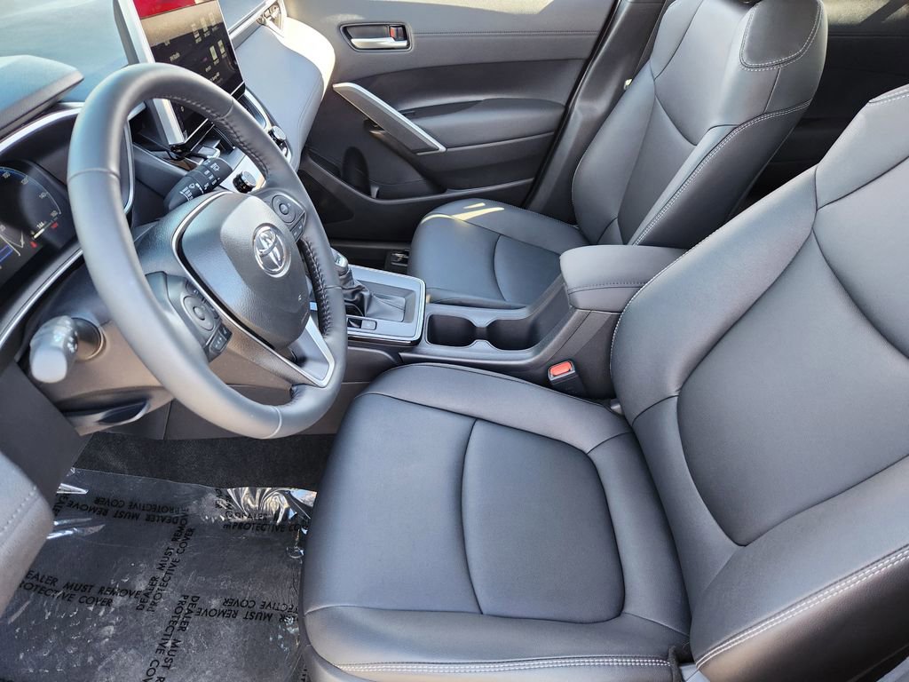 Used 2026 Toyota Corolla Cross XLE w/ Convenience Package image 4