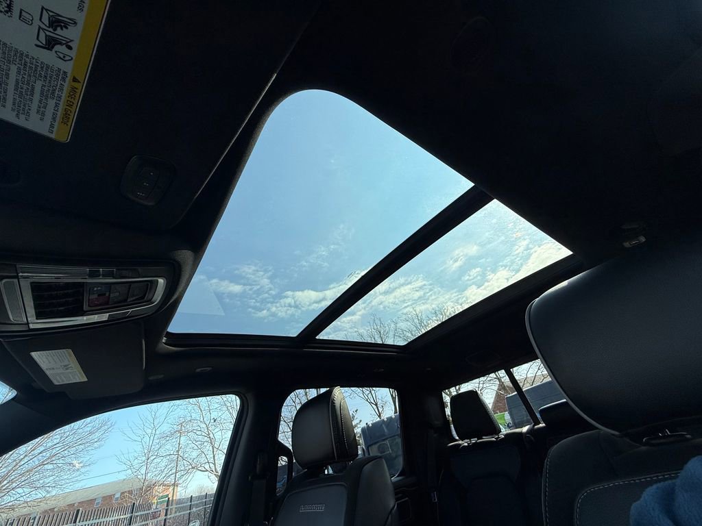 Used 2023 RAM 1500 Laramie image 33