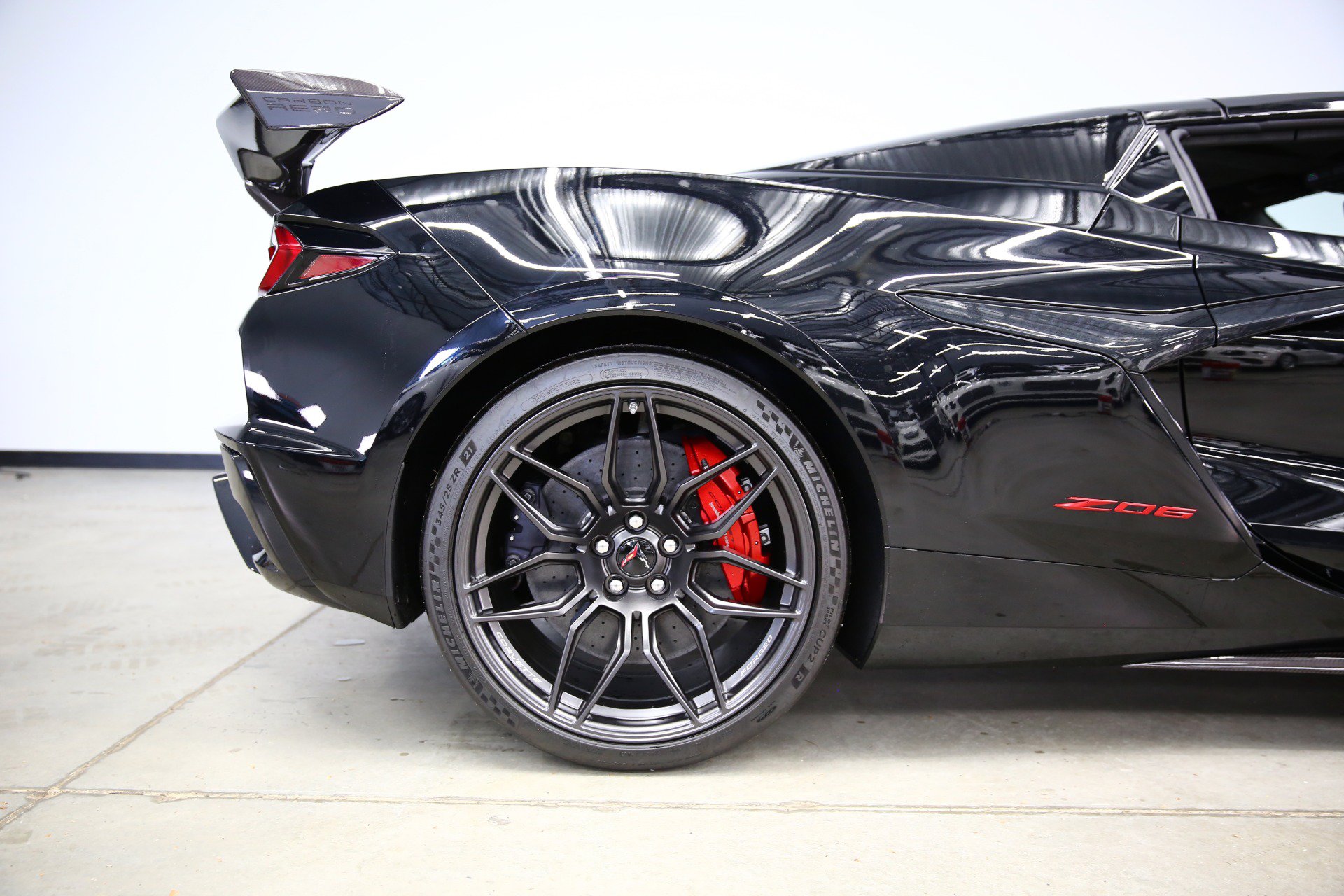 Used 2024 Chevrolet Corvette Z06 w/ Z07 Performance Package RWD image 49