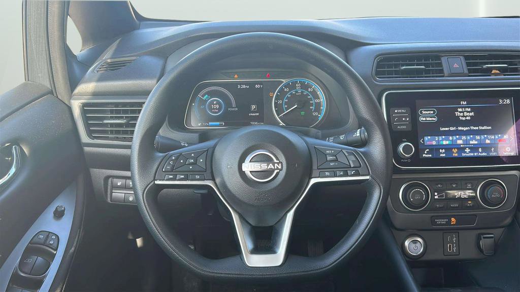 Used 2024 Nissan Leaf S image 26