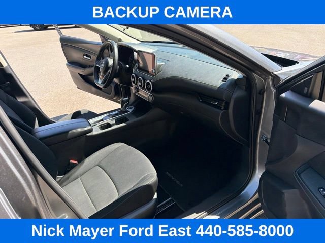 Used 2024 Nissan Sentra SV FWD image 19