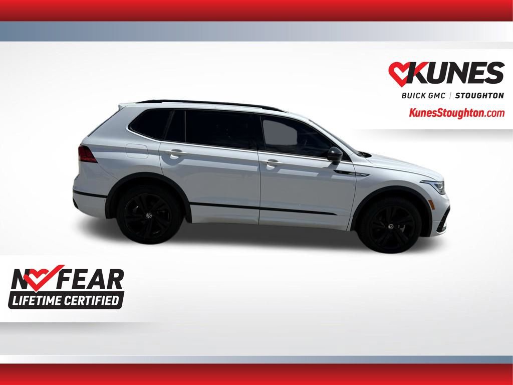 Used 2024 Volkswagen Tiguan SE R-Line AWD/4WD image 13