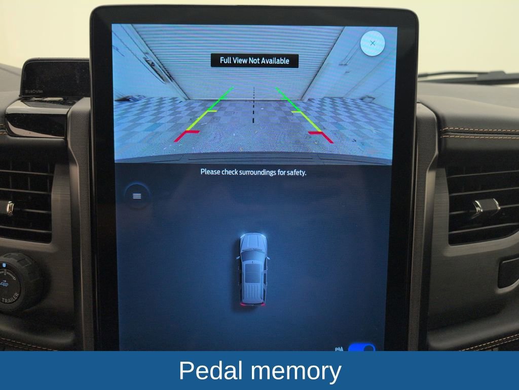 Certified 2023 Ford Expedition Platinum image 31