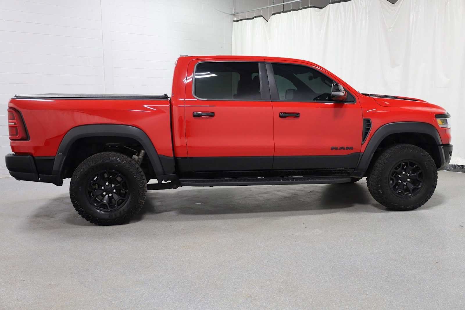 Used 2025 RAM 1500 RHO AWD/4WD image 10