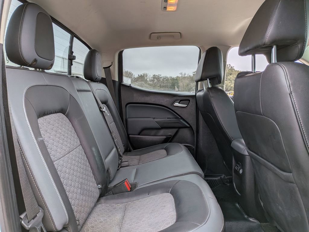 Used 2018 Chevrolet Colorado Z71 image 31