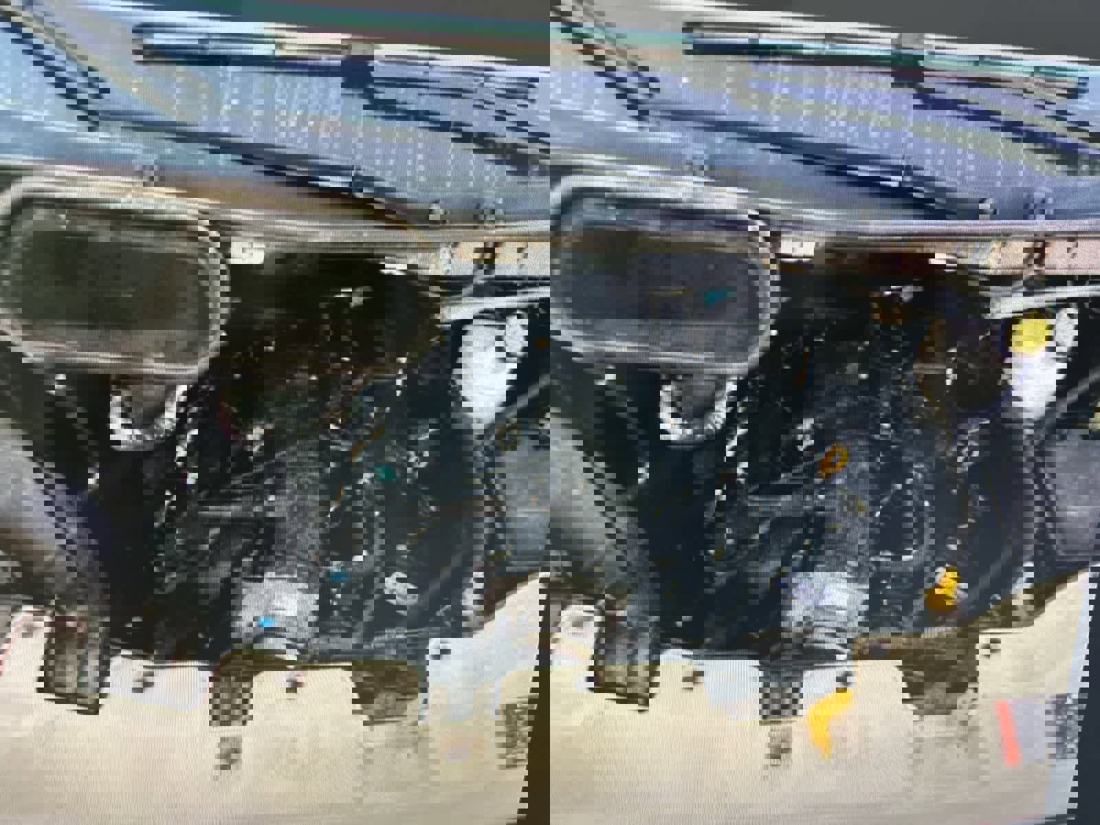 Used 2023 Ford Transit 350 XLT image 12