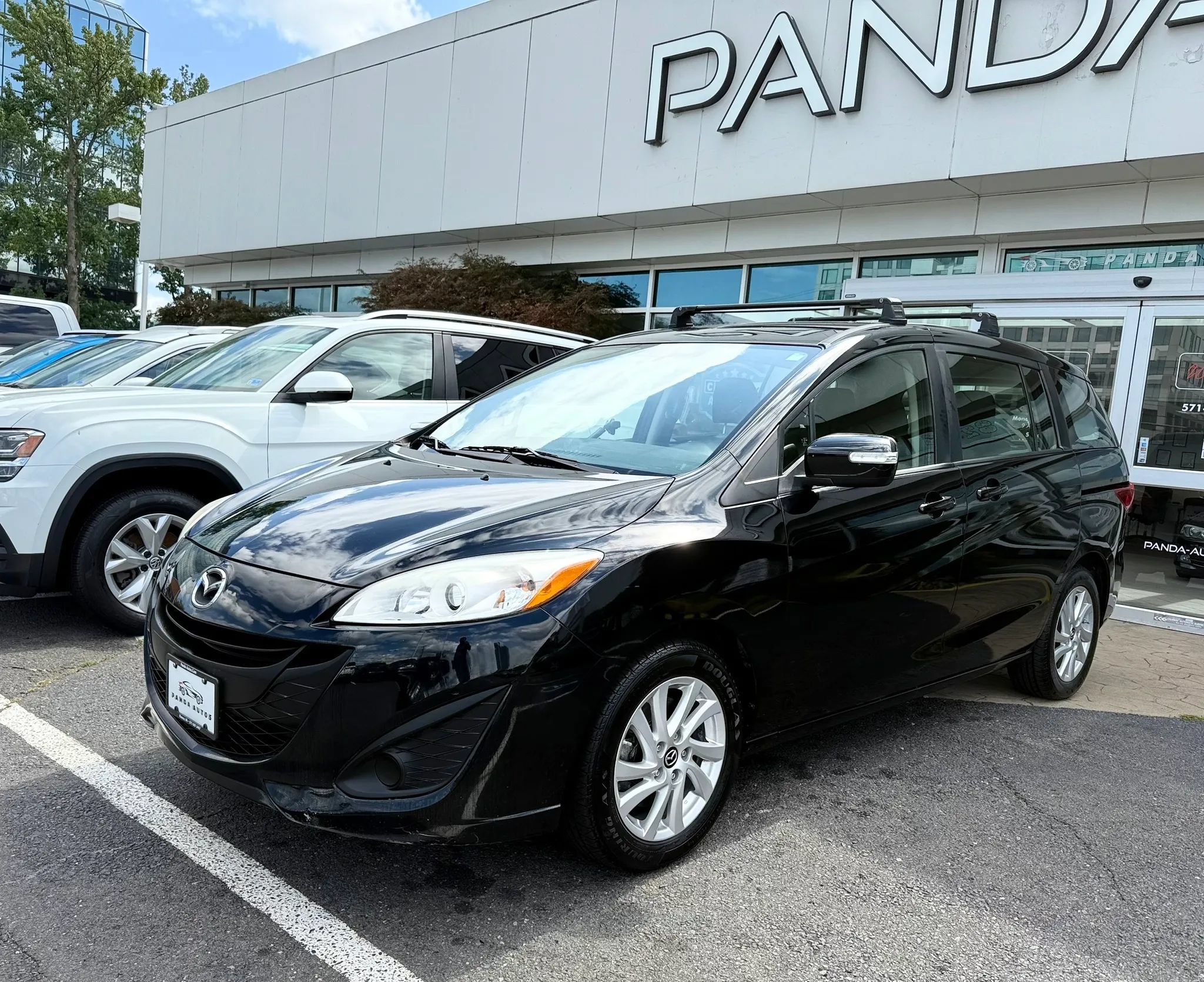 Used 2014 MAZDA MAZDA5 Sport FWD image 3