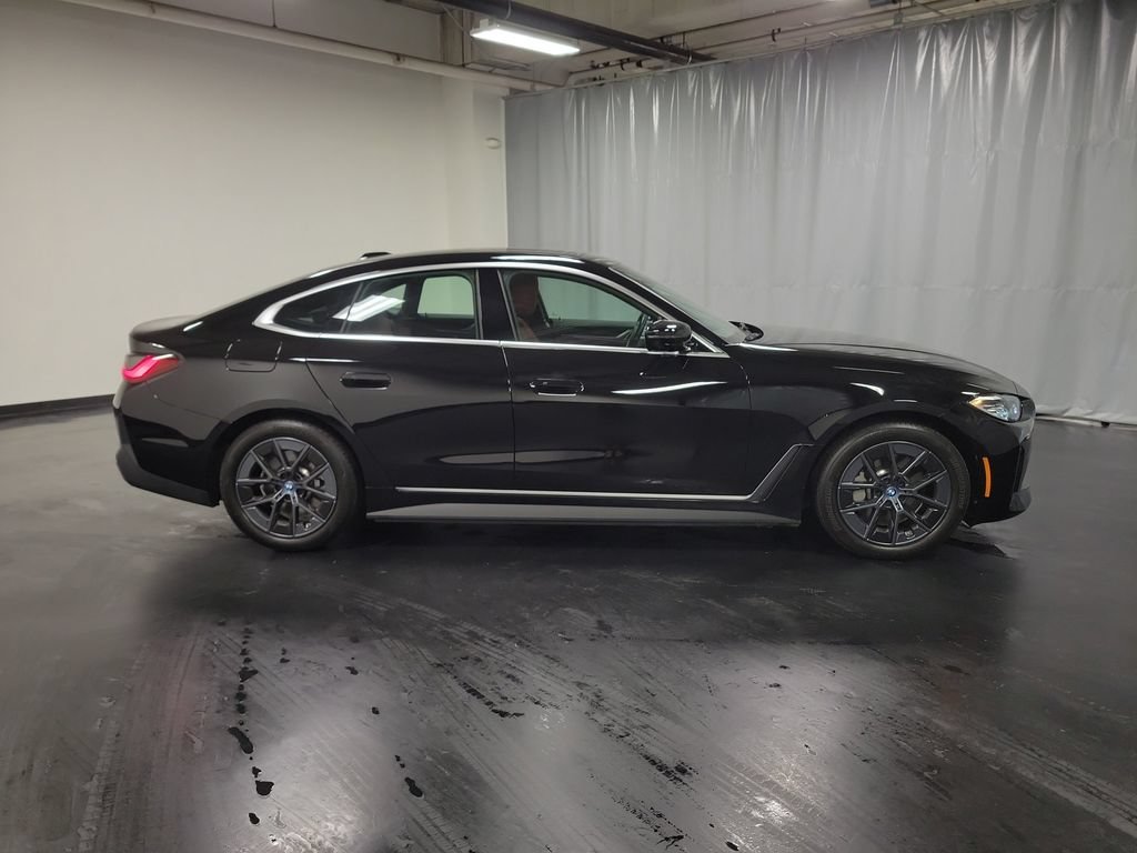 Used 2023 BMW i4 eDrive35 w/ Premium Package RWD image 9