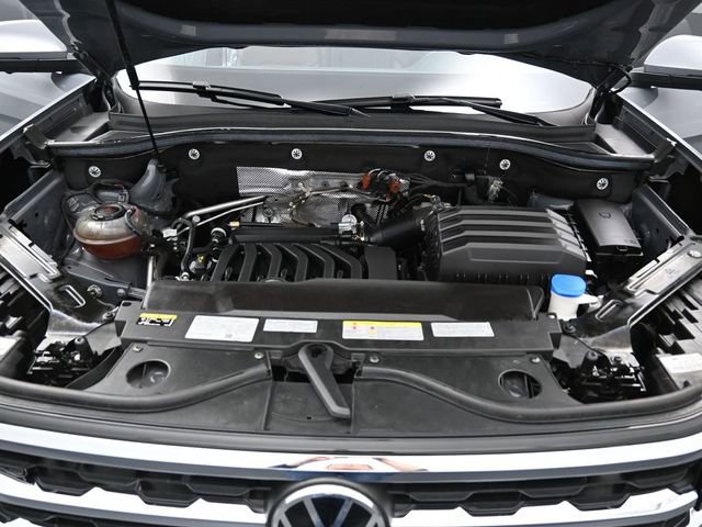 Used 2022 Volkswagen Atlas Cross Sport SEL Premium R-Line image 44