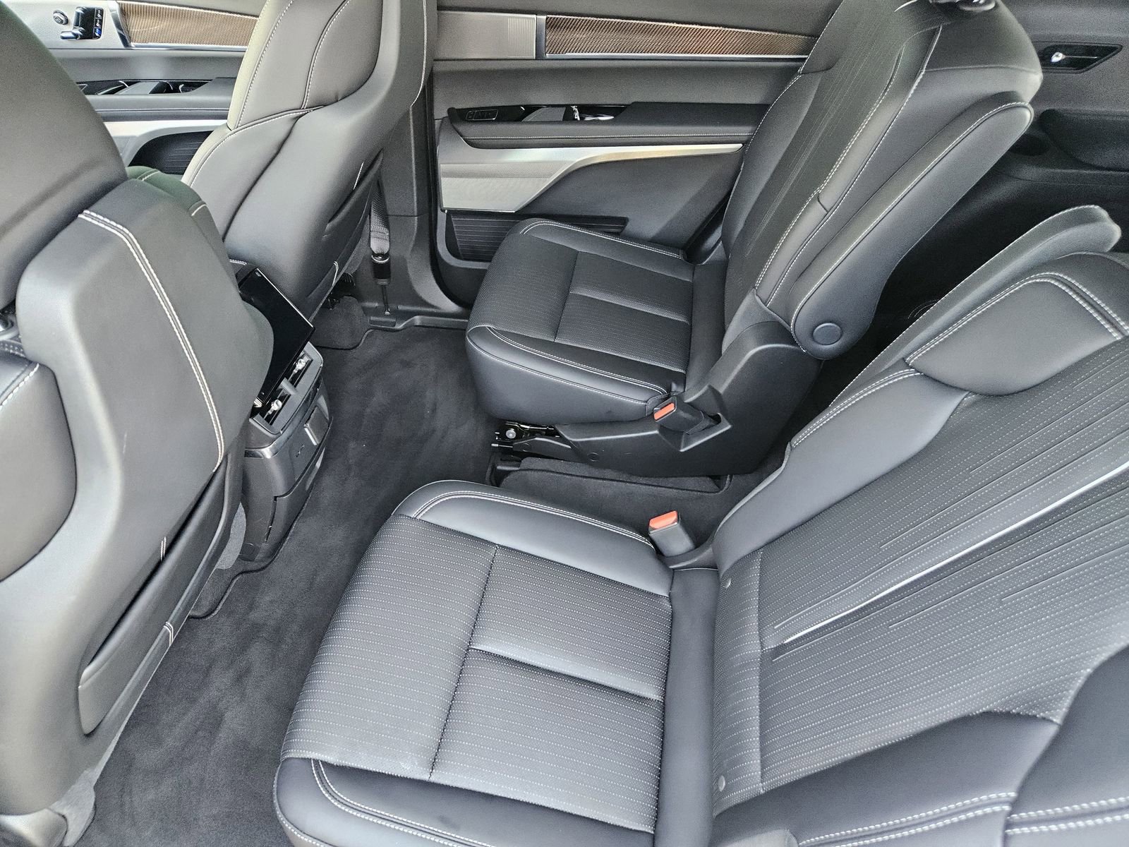 New 2026 Cadillac Vistiq Sport image 23