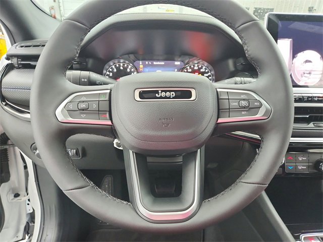 New 2026 Jeep Compass Latitude image 22