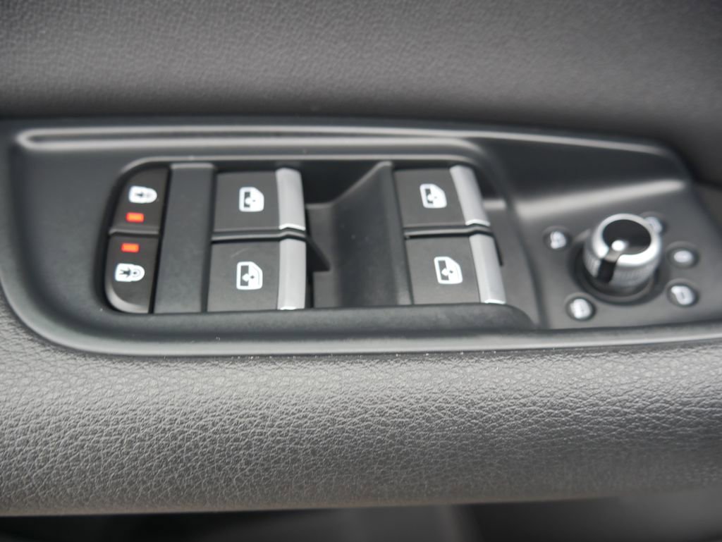 Certified 2022 Audi Q7 2.0T Premium w/ Convenience Package image 18