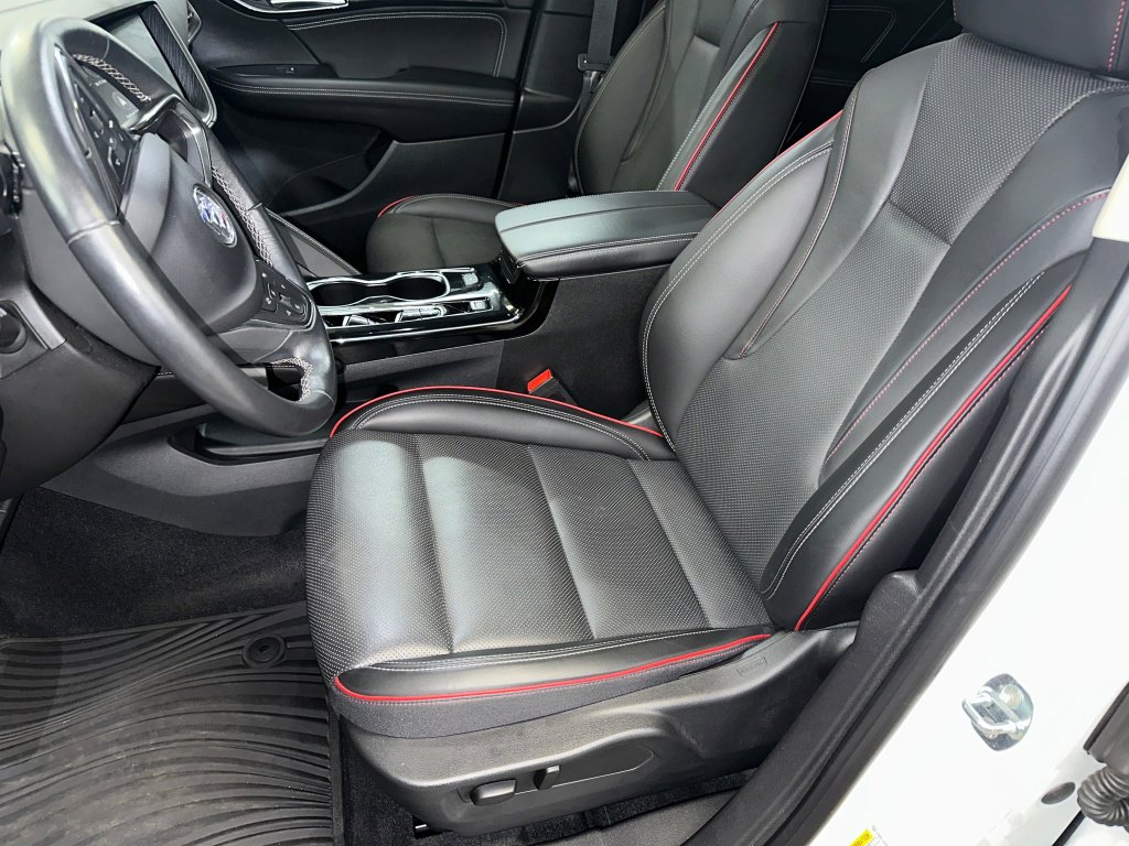 Certified 2023 Buick Envision Essence w/ Sport Touring Package image 2